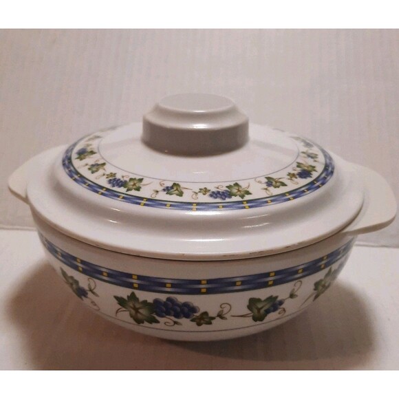 Hua Mei Melamine Covered Bowl 1-48 Grape Leaf Pattern Vtg Kitchen Retro Kitschy - Picture 1 of 6